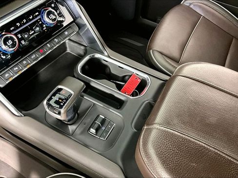 Certified 2023 GMC Sierra 1500 Denali w/ Technology Package AWD/4WD image 16