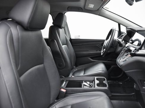 Used 2024 Honda Odyssey EX-L image 18