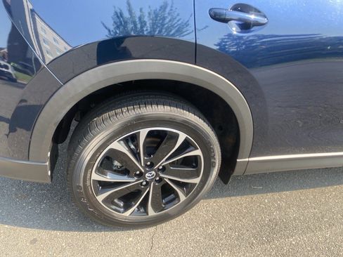 Used 2022 MAZDA CX-5 AWD 2.5 S w/ Premium Package image 11
