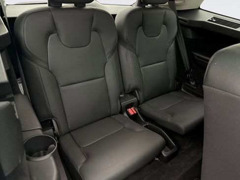 Used 2023 Volvo XC90 T8 Plus w/ Protection Package Premier image 20