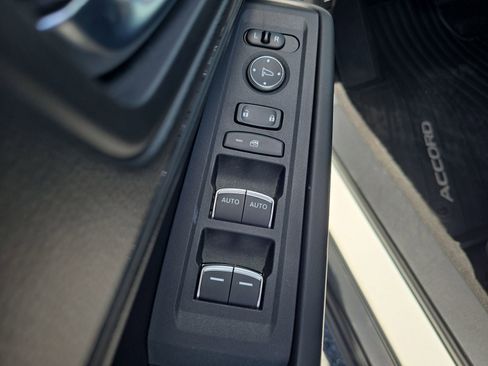 Used 2024 Honda Accord LX image 14