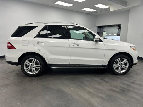 Used 2015 Mercedes-Benz ML 350 4MATIC image 9
