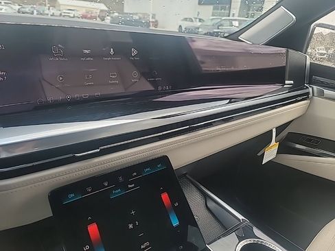 Certified 2026 Cadillac Escalade Sport w/ Touring Package image 31