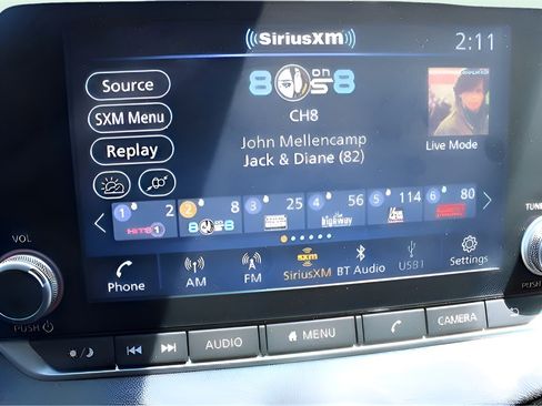 Used 2025 Nissan Sentra SV image 17