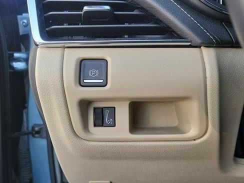 Used 2023 Cadillac CT5 Luxury w/ Sun And Sound Package RWD image 9