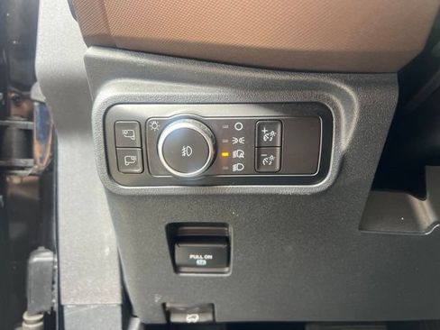 Used 2023 Ford Bronco Outer Banks w/ Sasquatch Package AWD/4WD image 20