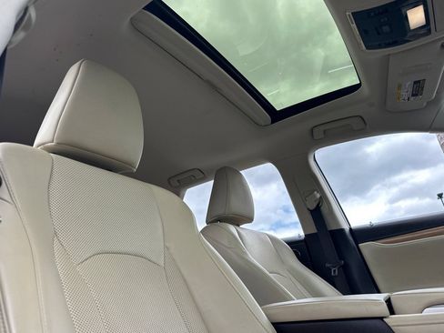 Used 2020 Lexus RX 450hL AWD w/ Premium Package image 22