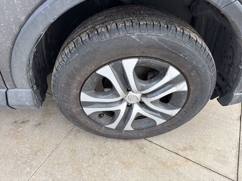 Used 2018 Toyota RAV4 LE w/ All Weather Liner Package image 10