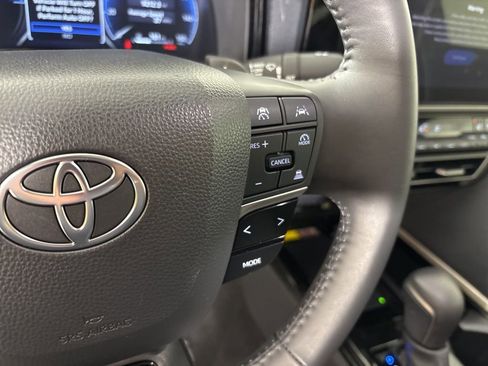 Used 2025 Toyota Camry XSE image 19