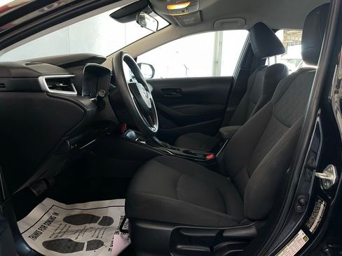 Used 2022 Toyota Corolla LE image 10