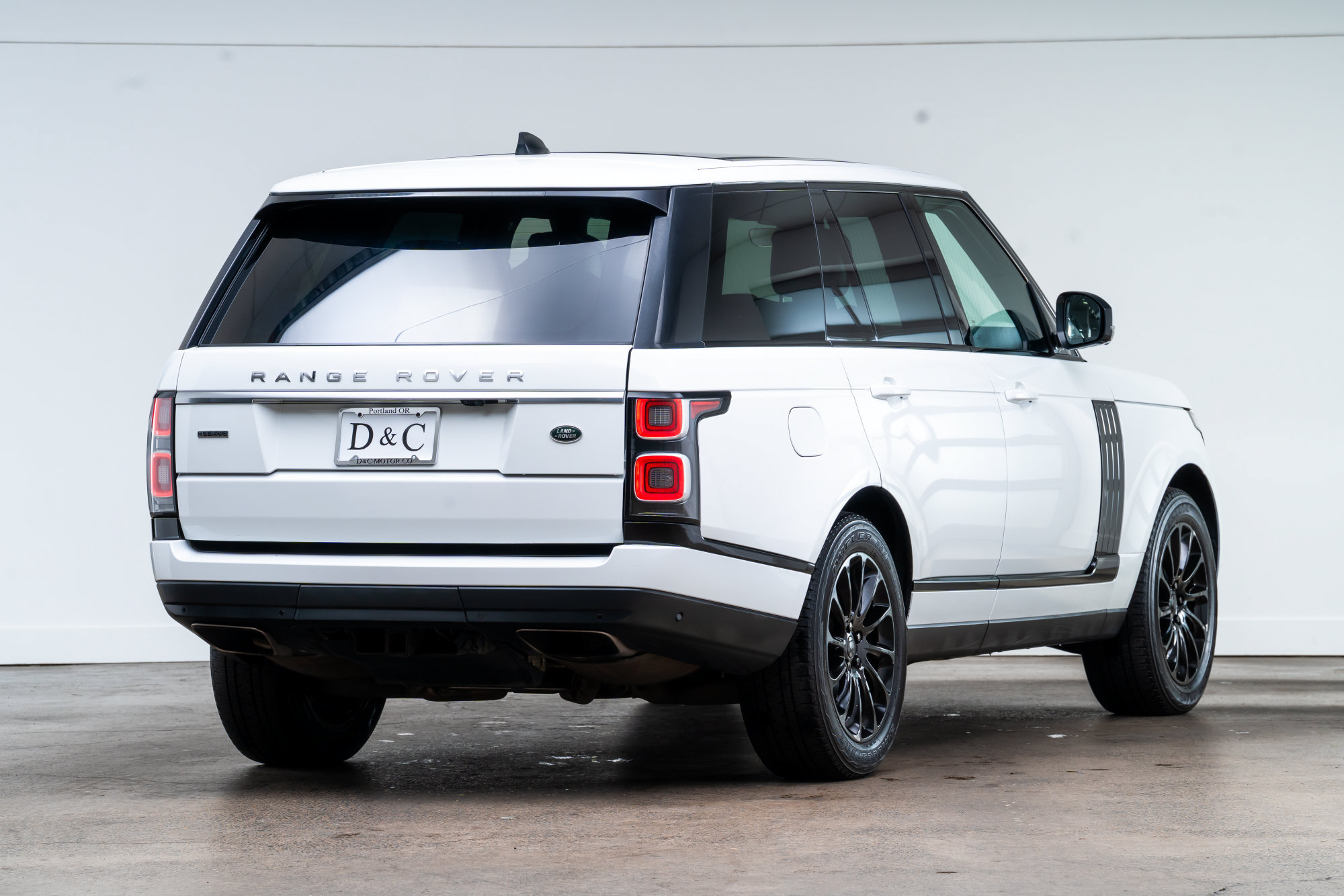 Used 2018 Land Rover Range Rover HSE AWD/4WD image 7