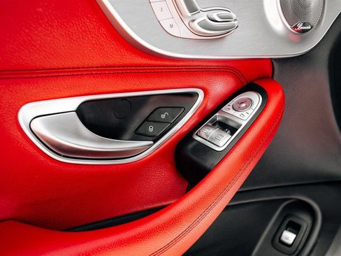 Used 2017 Mercedes-Benz C 300 Coupe image 19
