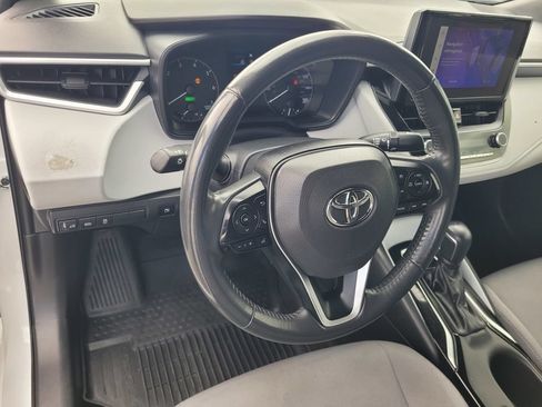 Used 2024 Toyota Corolla SE w/ SE Package FWD image 27