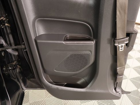 Used 2021 Chevrolet Colorado LT w/ Fleet Safety Package RWD image 15