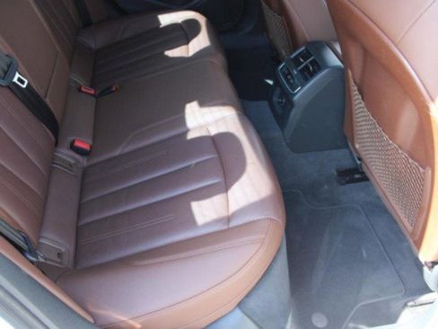 Used 2019 Audi A4 2.0T Premium w/ Convenience Package image 11