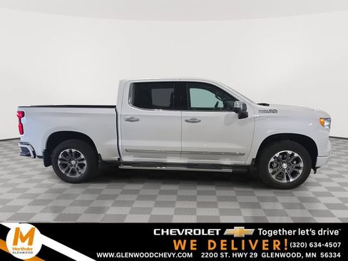 Used 2024 Chevrolet Silverado 1500 High Country w/ Technology Package AWD/4WD image 1