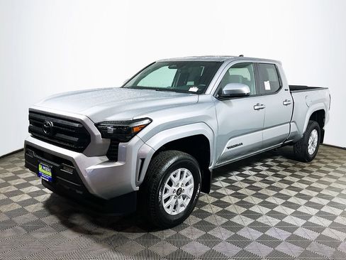 New 2026 Toyota Tacoma SR5 AWD/4WD image 4