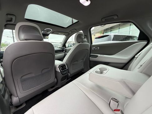 Certified 2025 Hyundai Ioniq 6 Limited RWD image 15