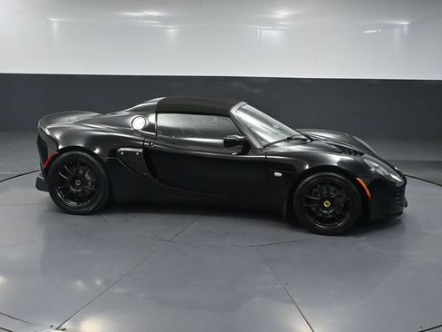 Used 2006 Lotus Elise RWD image 2