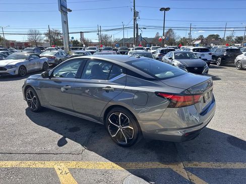 Used 2025 Nissan Altima 2.5 SR image 6