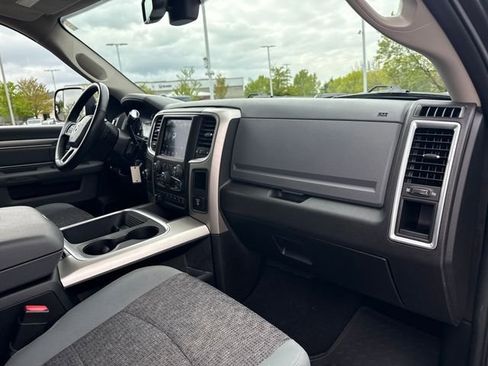 Used 2018 RAM 3500 SLT w/ Luxury Group AWD/4WD image 21