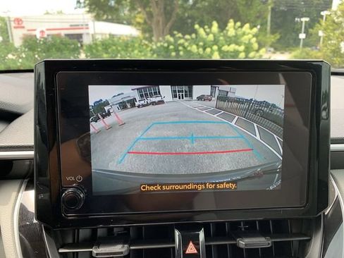 Used 2026 Toyota Corolla Cross LE FWD image 22