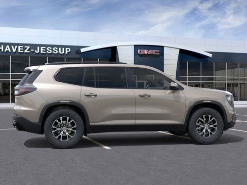 New 2026 GMC Acadia AT4 image 5