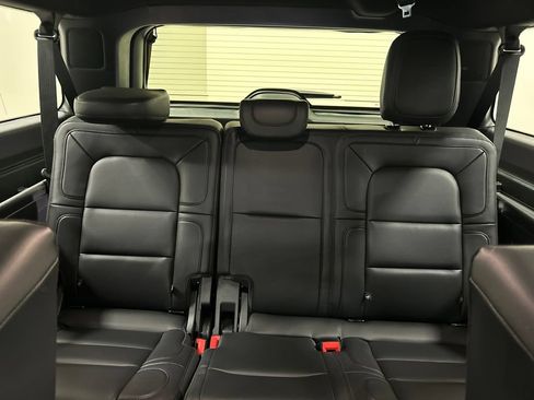 Certified 2024 Lincoln Navigator L Reserve AWD/4WD image 32