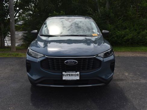 Used 2023 Ford Escape Active w/ Tech Pack #1 AWD/4WD image 2