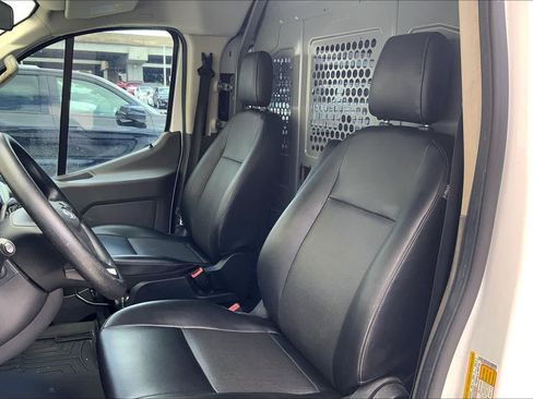 Used 2020 Ford Transit 150 Low Roof RWD image 11