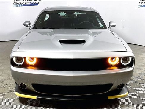 Used 2023 Dodge Challenger R/T w/ Plus Package image 2