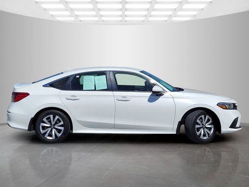 Used 2024 Honda Civic LX image 3