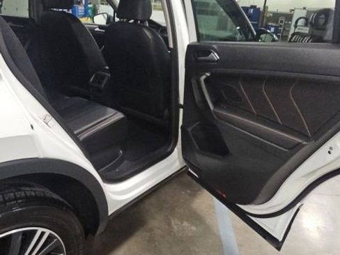 Used 2024 Volkswagen Tiguan Wolfsburg Edition image 39