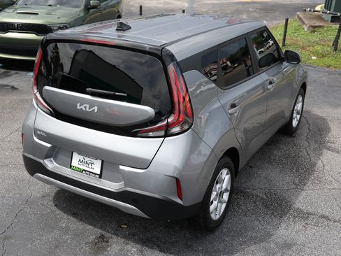Used 2025 Kia Soul S FWD image 15