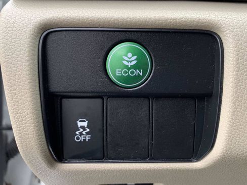 Used 2013 Honda Accord LX image 14