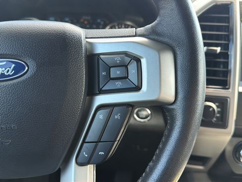 Used 2020 Ford F150 Lariat AWD/4WD image 22