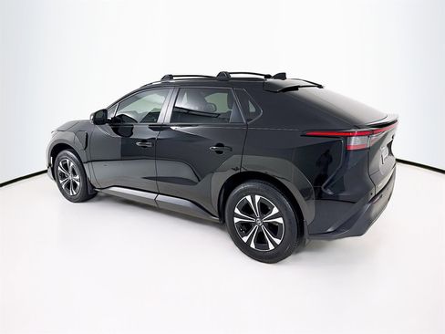 Used 2024 Toyota bZ4X XLE image 6