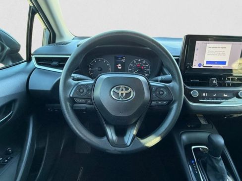 Used 2025 Toyota Corolla LE w/ LE Premium Package FWD image 13