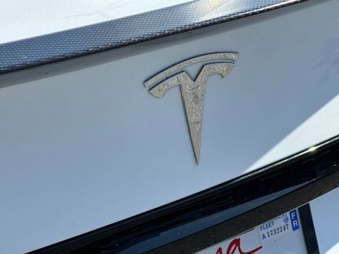 Used 2022 Tesla Model S Plaid AWD/4WD image 25