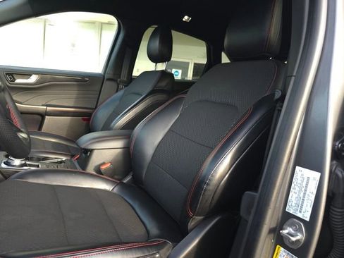 Used 2023 Ford Escape ST-Line image 9