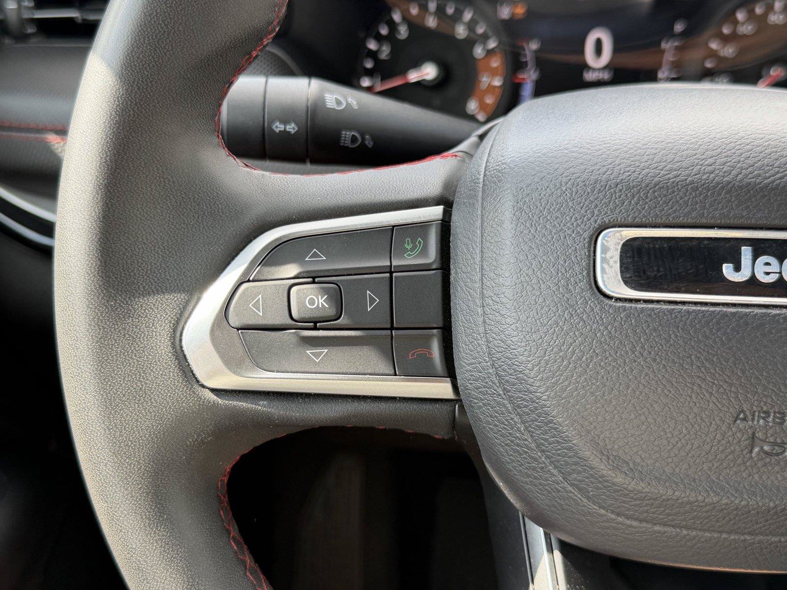 Used 2024 Jeep Compass Trailhawk AWD/4WD image 21