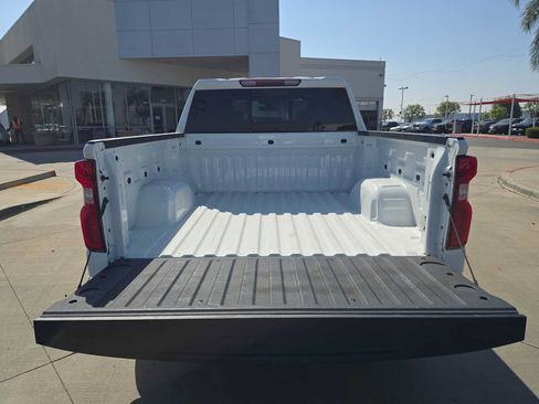 Used 2022 Chevrolet Silverado 1500 LTZ w/ LTZ Premium Package AWD/4WD image 17