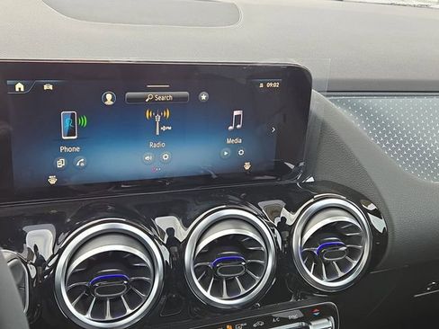 New 2026 Mercedes-Benz GLA 250 4MATIC image 12