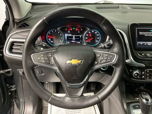 Used 2018 Chevrolet Equinox Premier image 14
