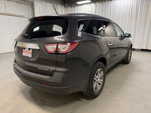 Used 2015 Chevrolet Traverse LT FWD image 6