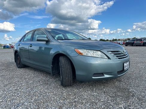 Used 2009 Toyota Camry LE FWD image 13