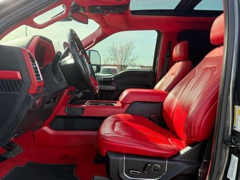 Used 2017 Ford F250 Platinum w/ Platinum Ultimate Package image 23