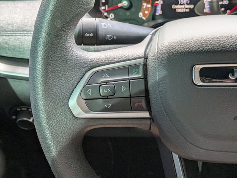 Used 2025 Jeep Compass Sport w/ Mopar Graphics Package image 16