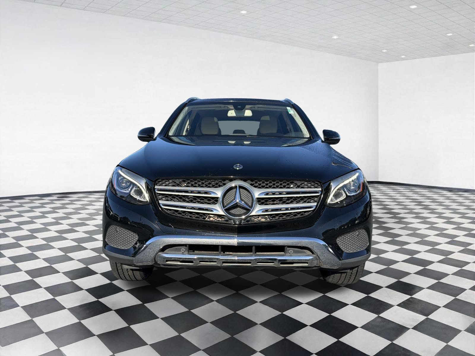 Used 2018 Mercedes-Benz GLC 300 image 6