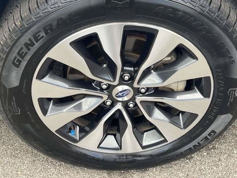 Used 2024 Subaru Outback Limited AWD/4WD image 14